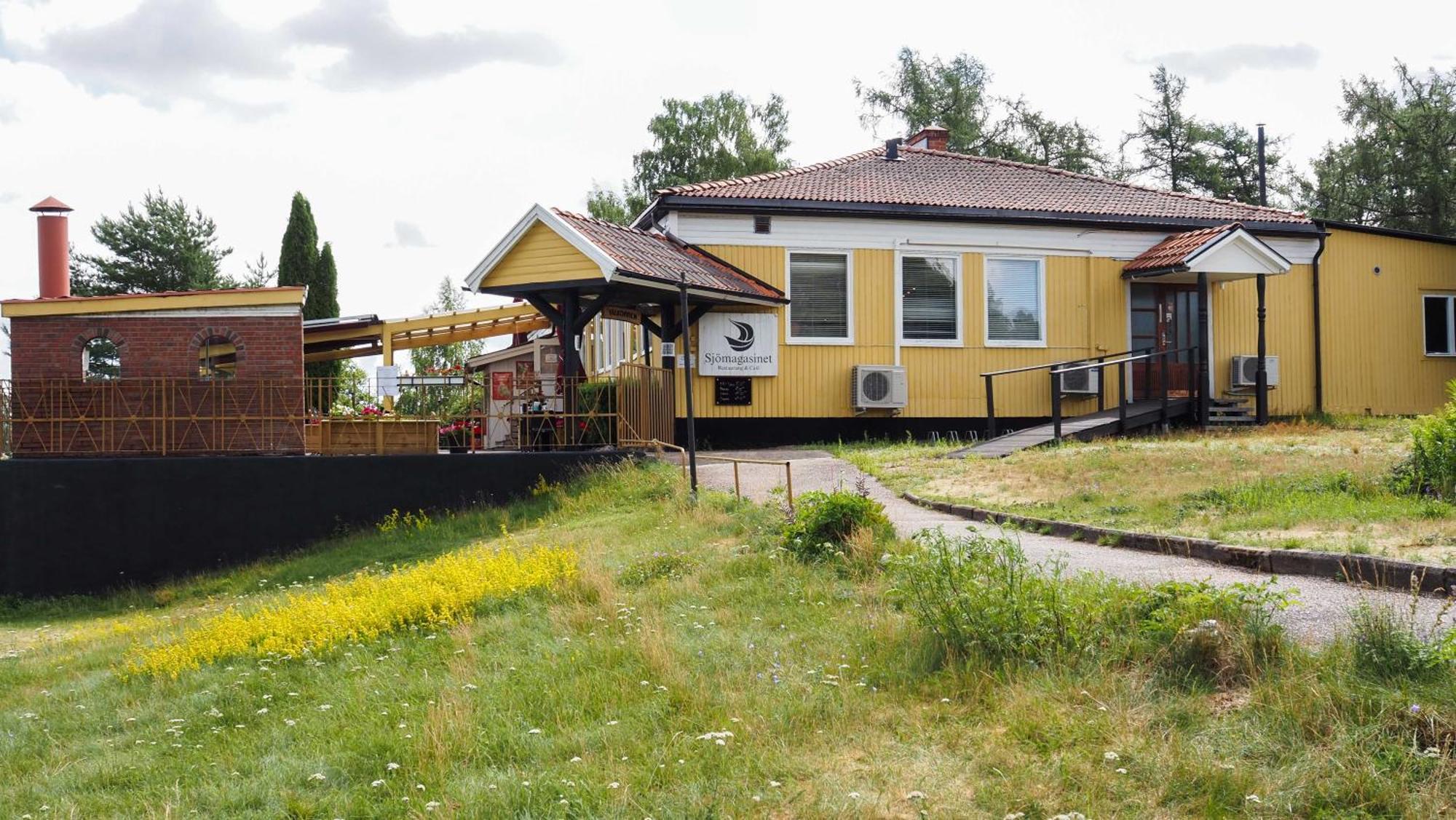 Komplett Laegenhet Med Sjoeutsikt Malmon ภายนอก รูปภาพ